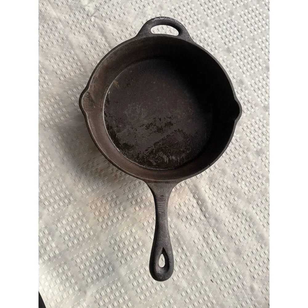 Cast Iron Pan 10” with Handle and Auxiliary Handle – Used